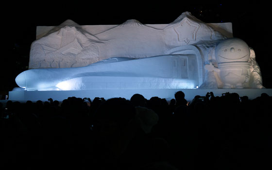 第67回さっぽろ雪まつりより「北海道新幹線 大雪像」※雑記記事版より再掲