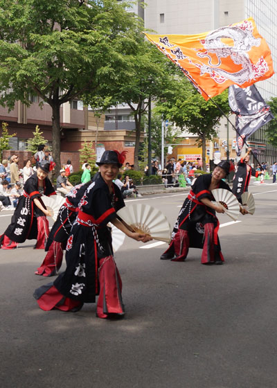 第24回YOSAKOIソーラン祭りより「女満別龍舞隊」
