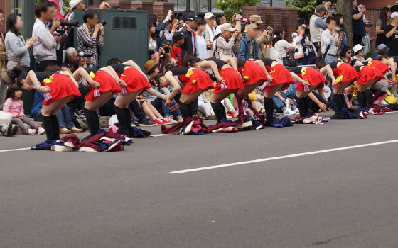 第24回YOSAKOIソーラン祭りより「コンサフリーク〜北海道武蔵女子短期大学〜」