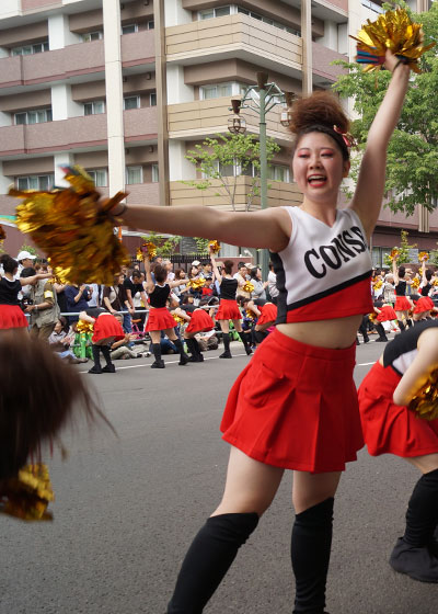 第24回YOSAKOIソーラン祭りより「コンサフリーク〜北海道武蔵女子短期大学〜」