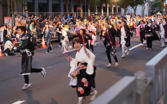 第24回YOSAKOIソーラン祭りより「さぁさみんなでどっこいしょ」