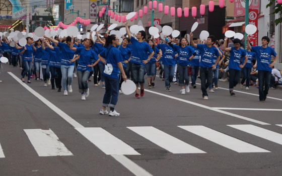 第49回おたる潮まつりより「潮ねりこみ」