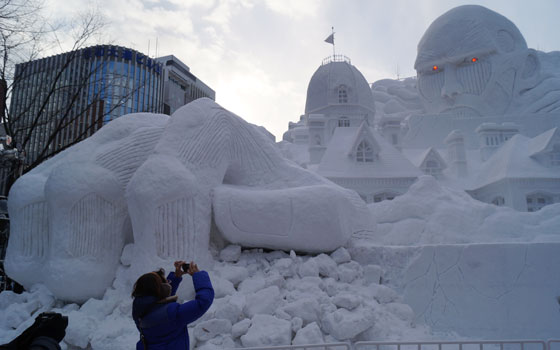 第67回さっぽろ雪まつりより「進撃の巨人」