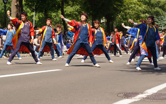 第25回YOSAKOIソーラン祭りより「朝霧なるこ遊和会」