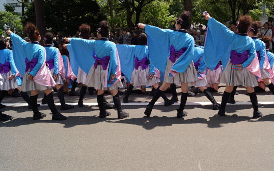 第25回YOSAKOIソーラン祭りより「コンサフリーク〜北海道武蔵女子短期大学〜」