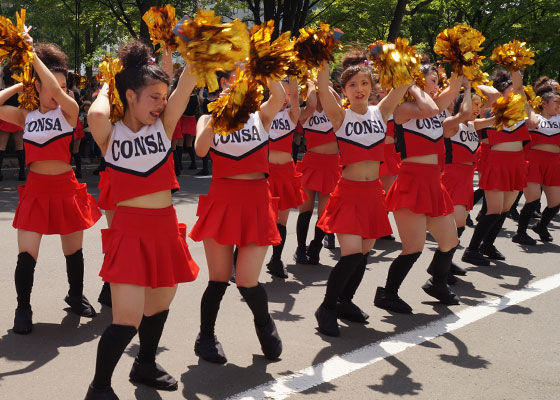 第25回YOSAKOIソーラン祭りより「コンサフリーク〜北海道武蔵女子短期大学〜」