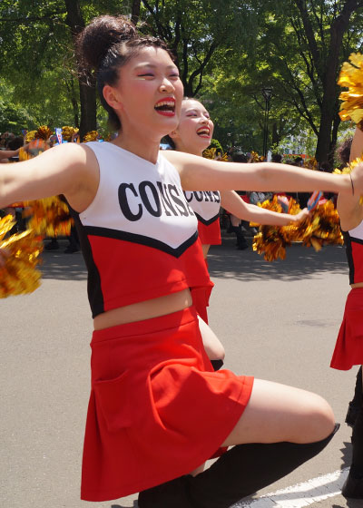 第25回YOSAKOIソーラン祭りより「コンサフリーク〜北海道武蔵女子短期大学〜」