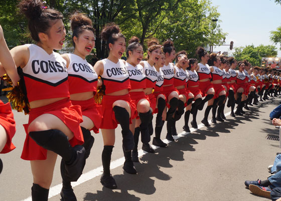 第25回YOSAKOIソーラン祭りより「コンサフリーク〜北海道武蔵女子短期大学〜」