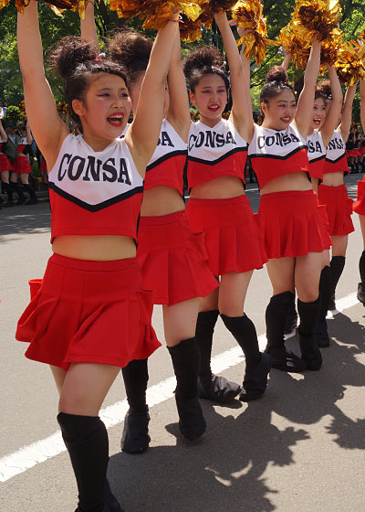 第25回YOSAKOIソーラン祭りより「コンサフリーク〜北海道武蔵女子短期大学〜」