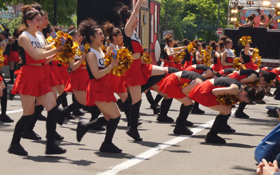 第25回YOSAKOIソーラン祭りより「コンサフリーク〜北海道武蔵女子短期大学〜」