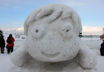 第60回さっぽろ雪まつりより つどーむ会場にいた「ポニョ」 第60回さっぽろ雪まつりより つどーむ会場にいた「ポニョ」