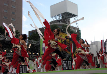 「第18回YOSAKOIソーラン祭り」大通西8丁目ステージ（REDA舞神楽）