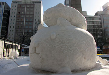 第61回さっぽろ雪まつりより「カピバラさん」 第61回さっぽろ雪まつりより「カピバラさん」