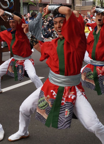 第23回YOSAKOIソーラン祭りより「平岸天神」 第23回YOSAKOIソーラン祭りより「平岸天神」