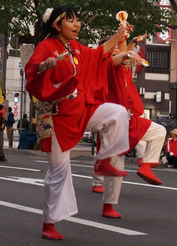 第23回YOSAKOIソーラン祭りより「舞灯雄武」 第23回YOSAKOIソーラン祭りより「舞灯雄武」