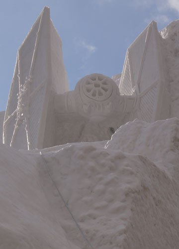 第66回さっぽろ雪まつりより「スターウォーズ(タイファイター)」 第66回さっぽろ雪まつりより「スターウォーズ(タイファイター)」