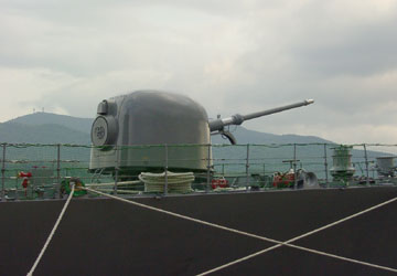 護衛艦じんつうの兵装・62口径76ミリ速射砲3