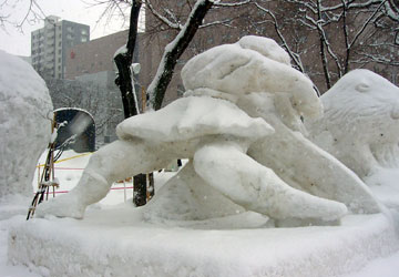 2007年さっぽろ雪まつり「イナバウアー（大通会場）」