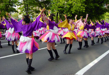 「第17回YOSAKOIソーラン祭り」大通パレードより 3 「第17回YOSAKOIソーラン祭り」大通パレードより 3