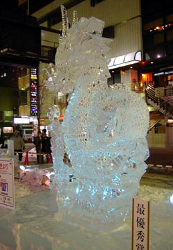 さっぽろ雪まつり・すすきの会場の氷の彫刻5