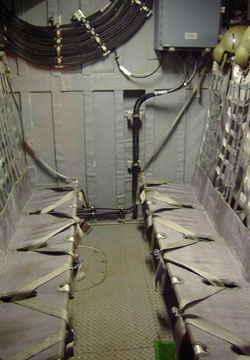 海上自衛隊・輸送用エアクッション艇 LCAC 12