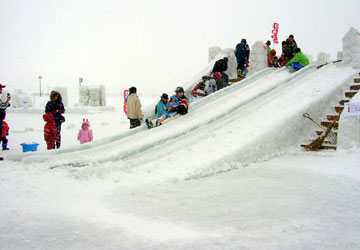 2007年さっぽろ雪まつり「すべり台」 2007年さっぽろ雪まつり「すべり台」