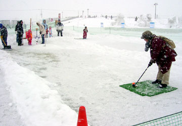 2007年さっぽろ雪まつり「チャレンジホールインワン」 2007年さっぽろ雪まつり「チャレンジホールインワン」