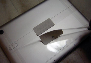 MacBook(Late 2008)̕یV[g𔍂I 7